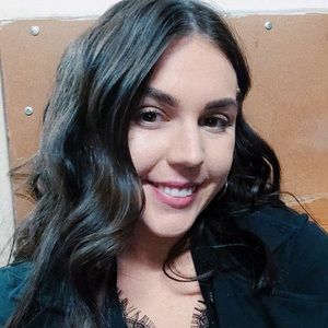 Meet your Posher, Halie